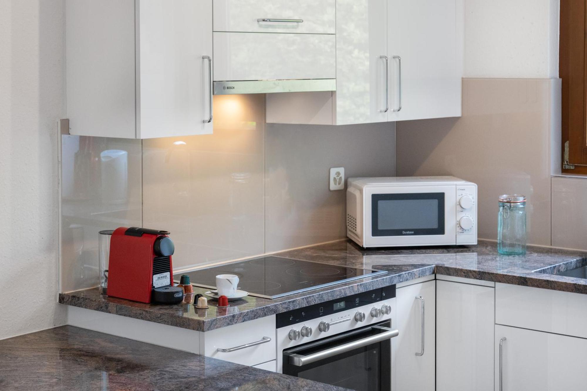 Between Lakes Apartments - 58 Интерлакен Екстериор снимка