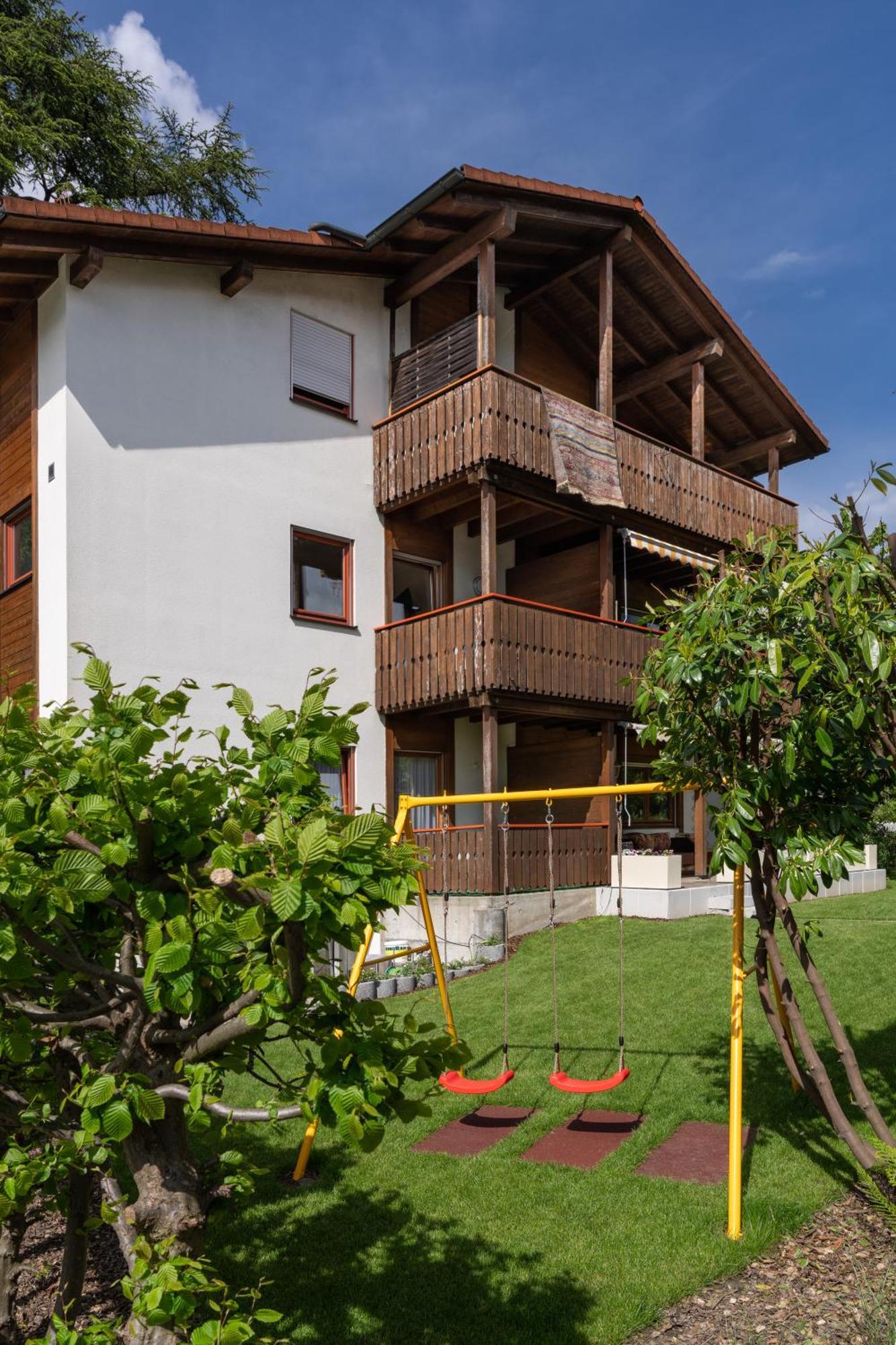 Between Lakes Apartments - 58 Интерлакен Екстериор снимка