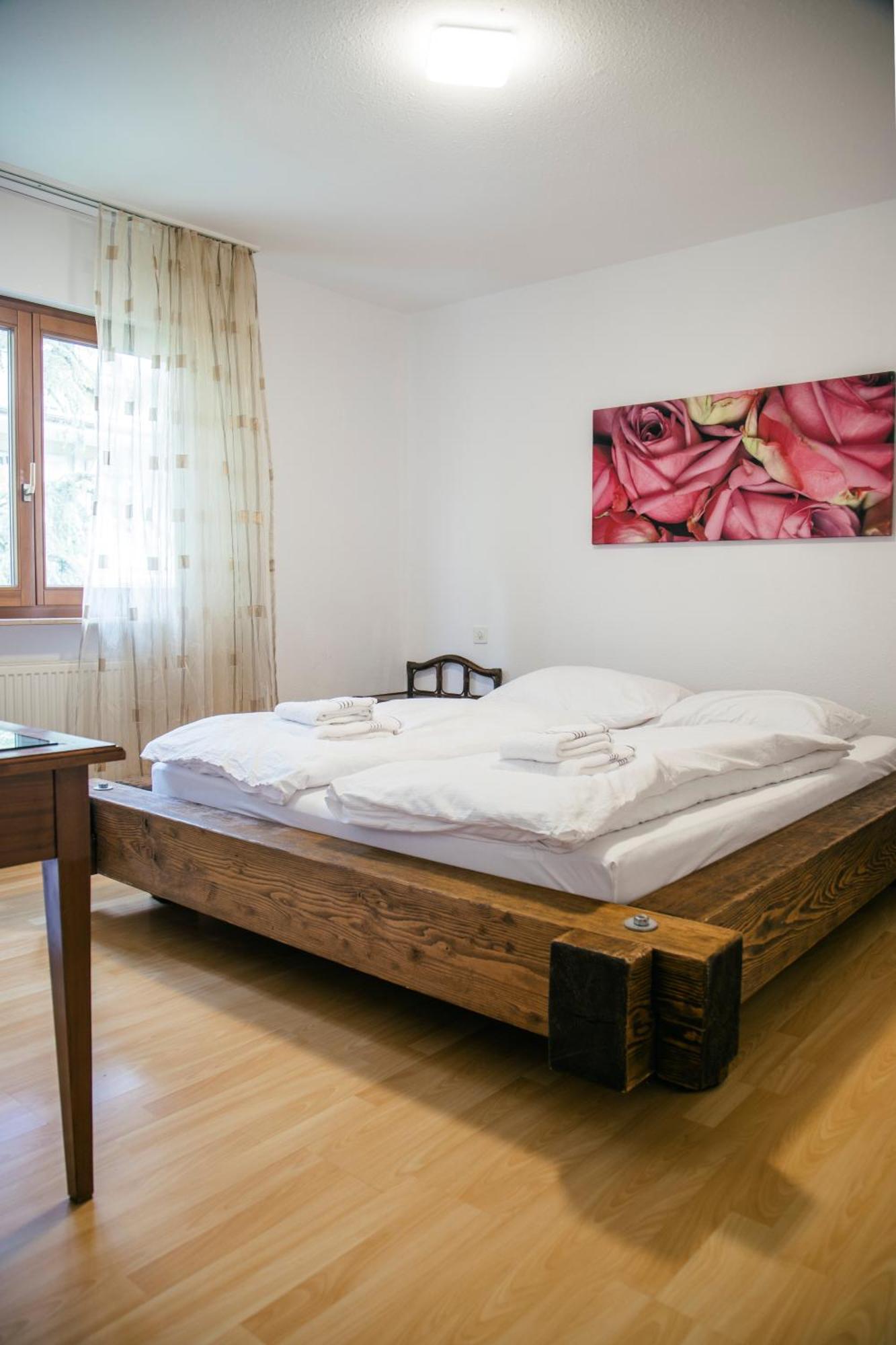 Between Lakes Apartments - 58 Интерлакен Стая снимка