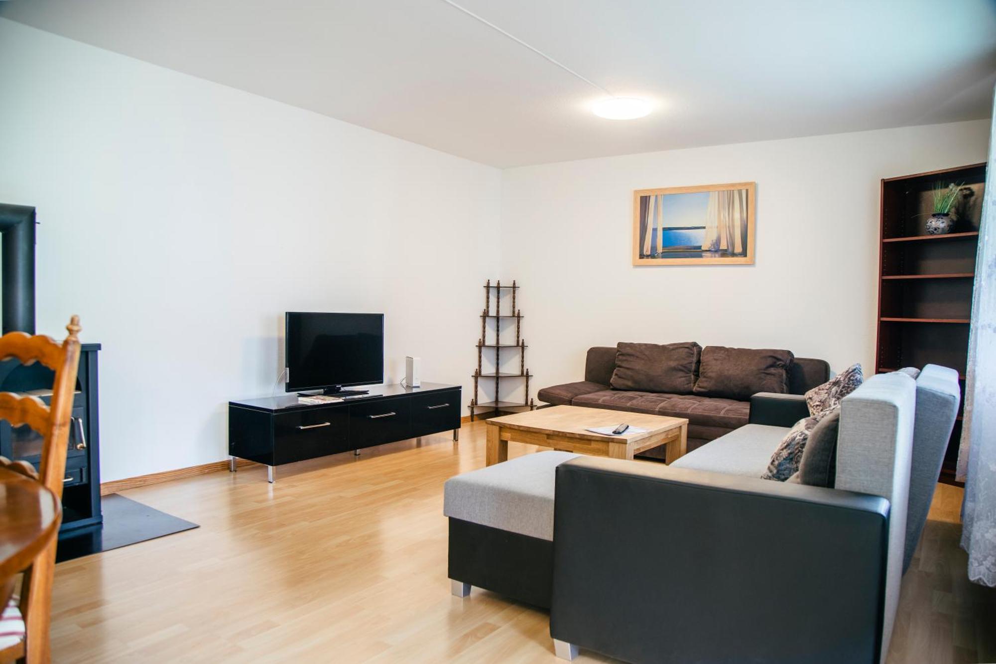Between Lakes Apartments - 58 Интерлакен Екстериор снимка