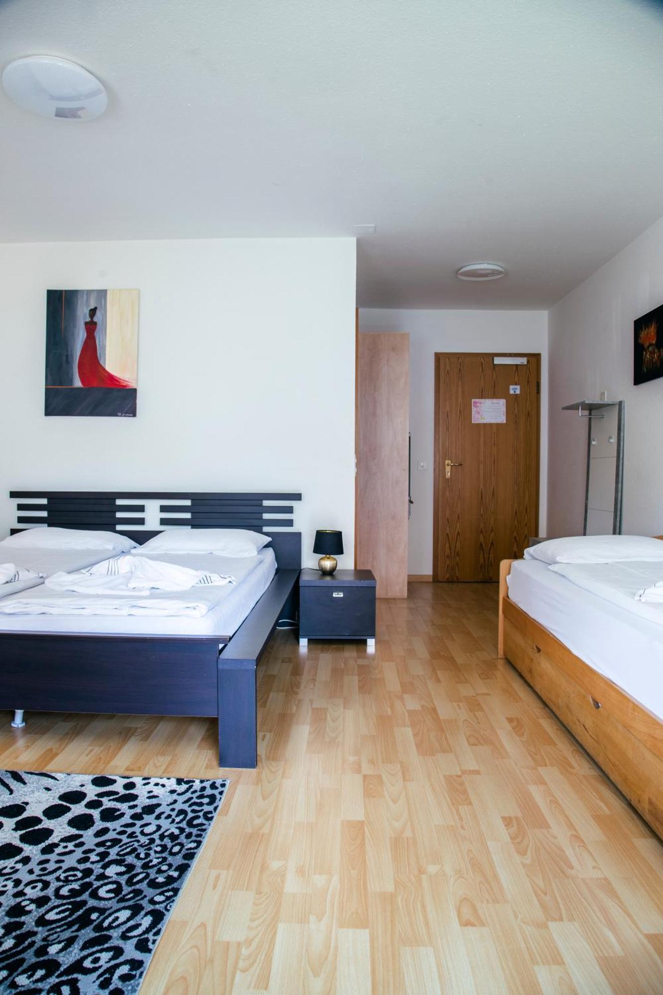 Between Lakes Apartments - 58 Интерлакен Стая снимка