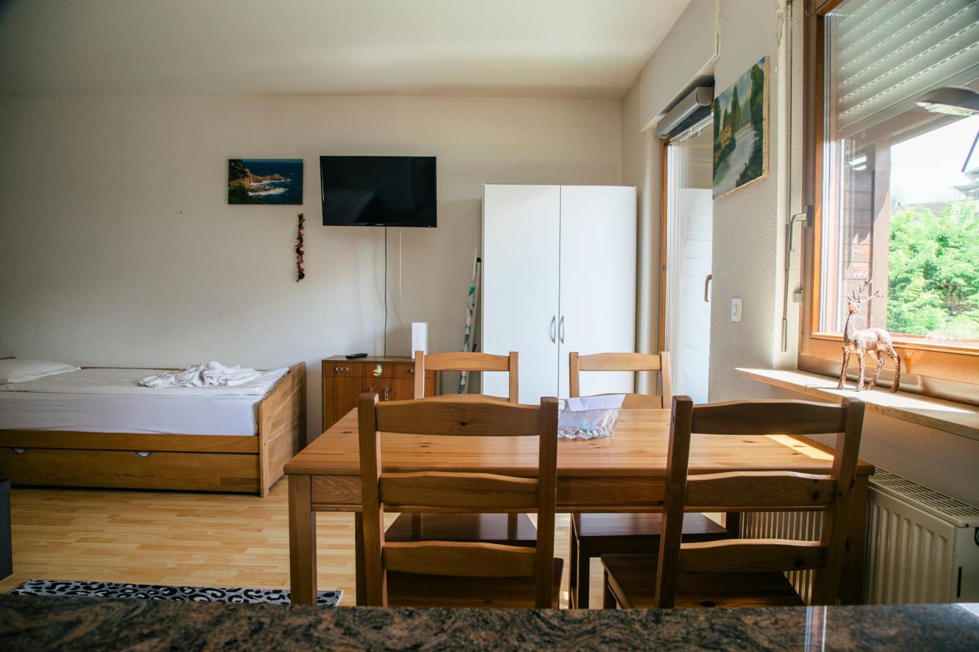 Between Lakes Apartments - 58 Интерлакен Стая снимка